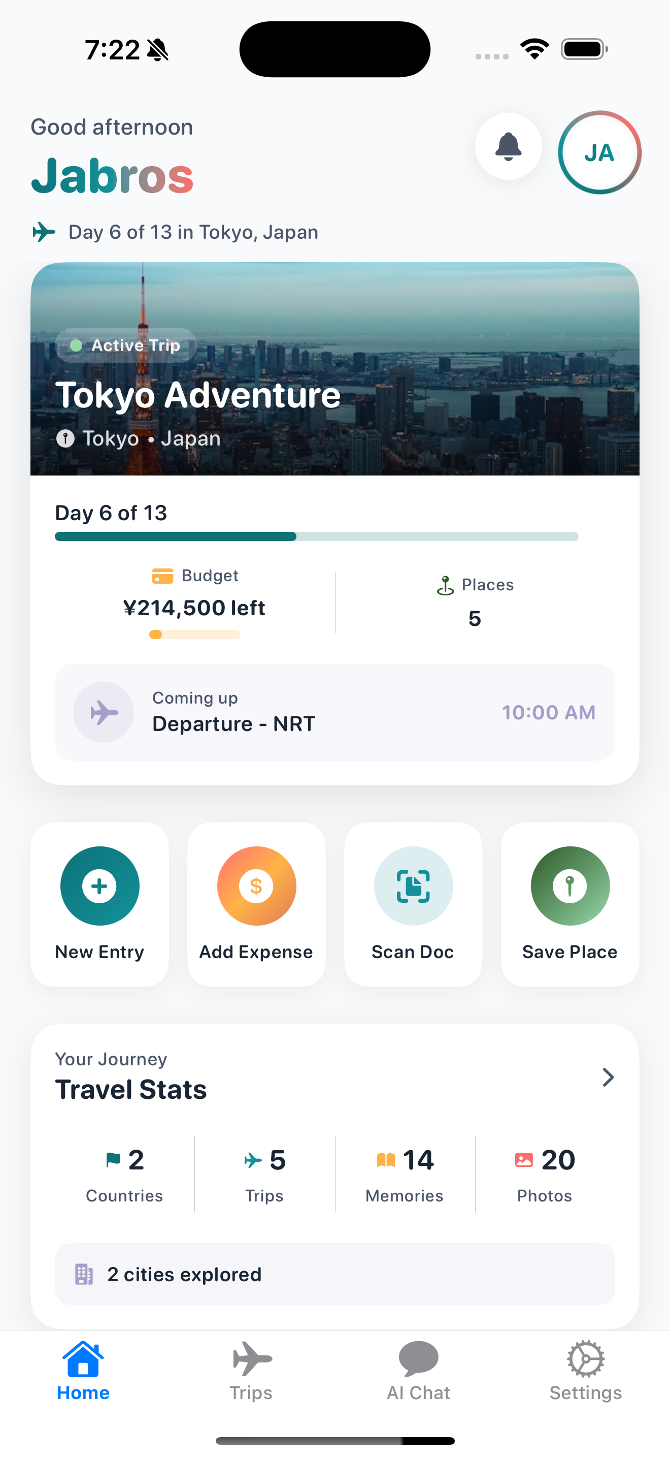 Memory Travel app showing home dashboard with active trip, budget tracking, and travel stats